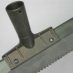 24" - serrated squeegee, gray; 6/box