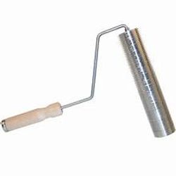 9" x 2" Aluminum Ribbed Roller, Hardwood Handle