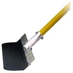 24" Round Edge Flexible Blade Smoother, w/Handle