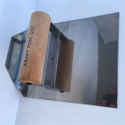 Cove trowel SS, 7" X 6" x 1" radius, 45 degree cut