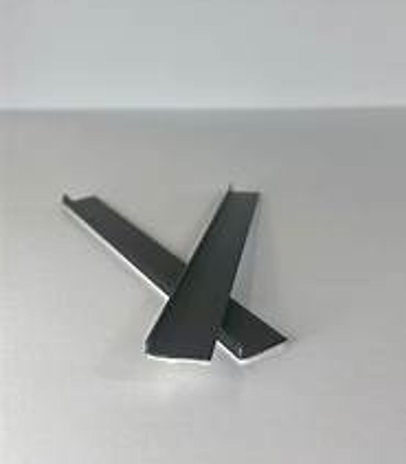 Plastic termination strips, 1/8" x 1/2" x 5', Black, 1000 lf/box