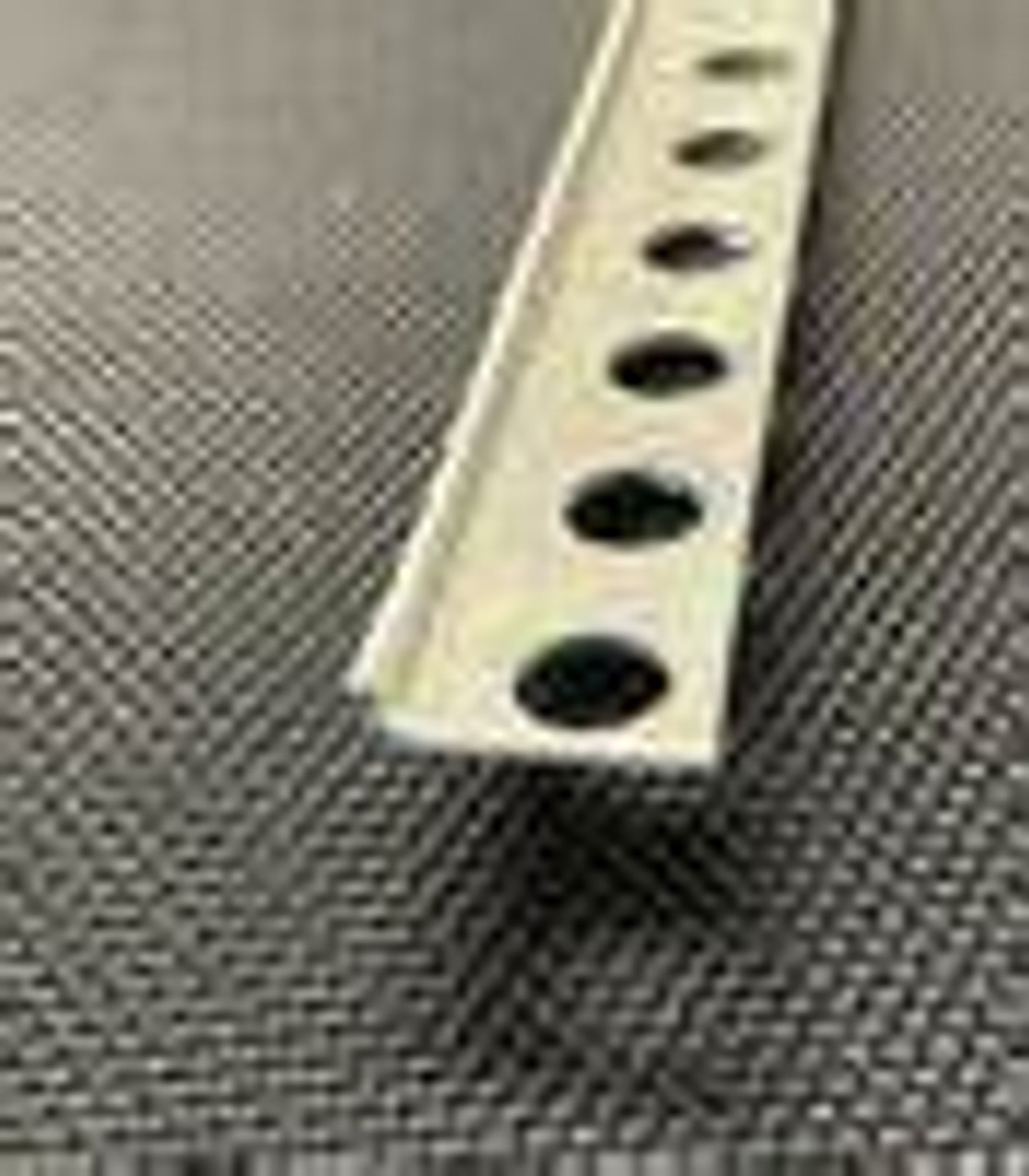Metal cove, 1/8" X 1/2" zinc strip, 18 gauge; 170 pieces/box